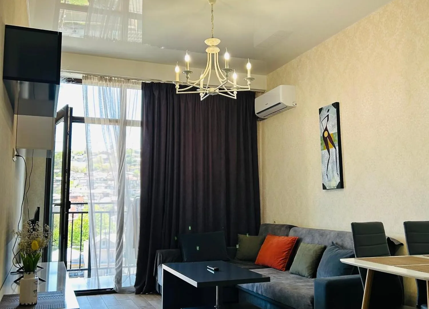 Tbilisi Apartment 203
